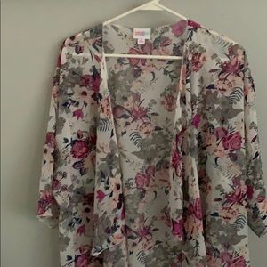 Lularoe Medium Shirley Kimono
